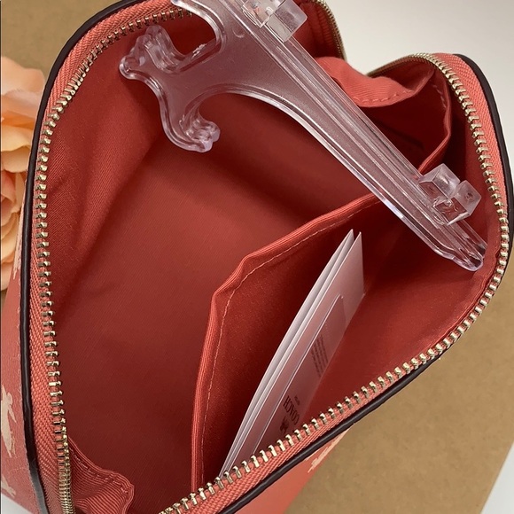 COACH COSMETIC CASE 17 WITH BUNNY SCRIPT PRINT - Picture 15 of 16